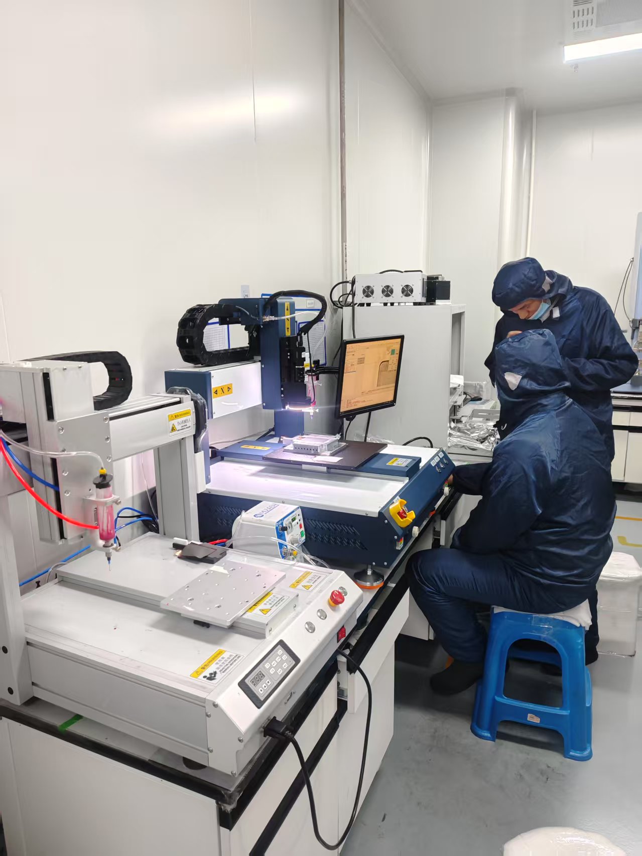 1765270297163034.jpg 氢能源视觉点胶机现场.jpg